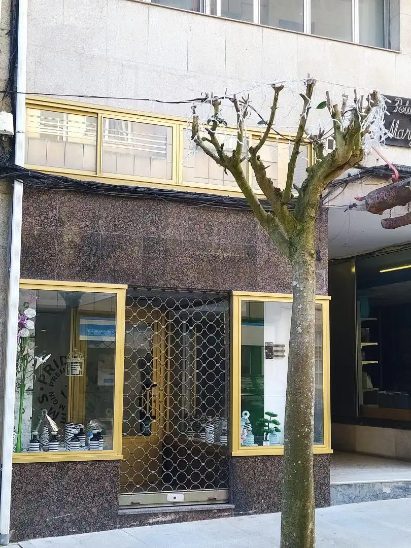 Außenansicht von Geschaftsraum zur Miete in Lalín