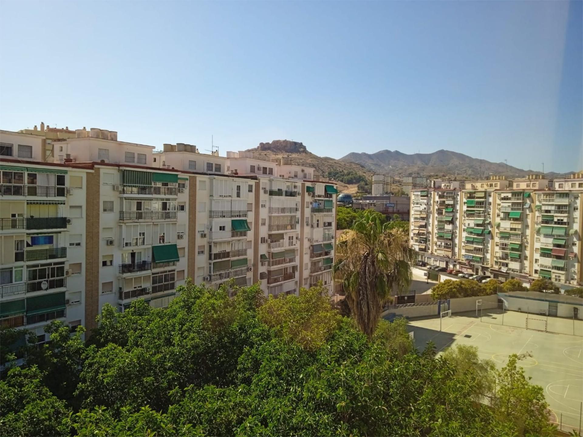 Vista exterior de Pis de lloguer en Málaga Capital amb Aire condicionat, Calefacció i Moblat