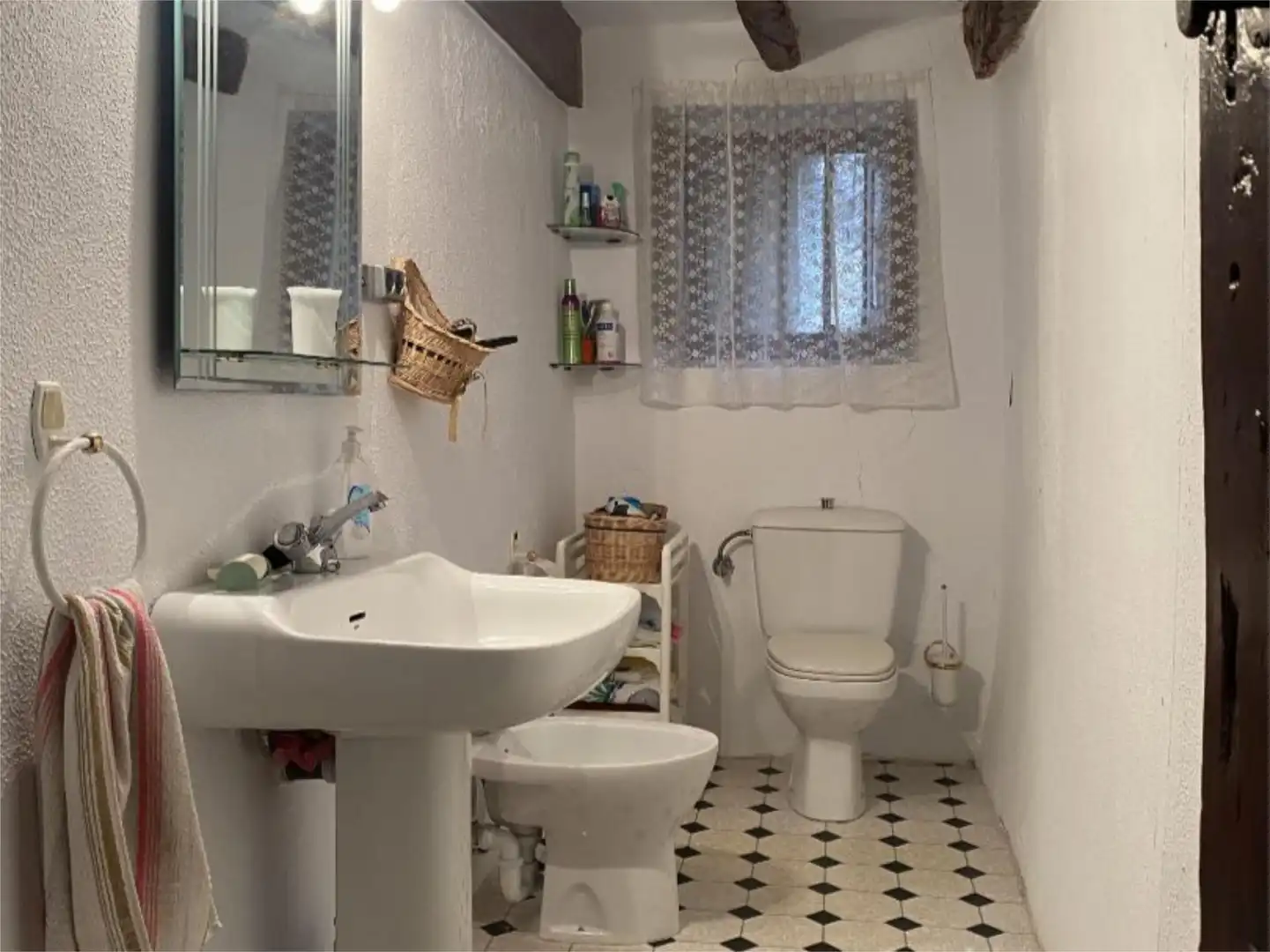 Country homes for sale in Calle San Pedro, 20, Merindad de Río Ubierna Bathroom of Country homes for sale in Merindad de Río Ubierna with Terrace