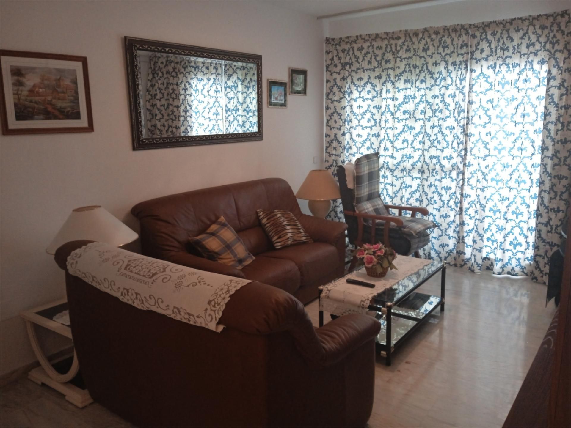 Sala de estar de Piso en venta en Fuengirola con Aire acondicionado