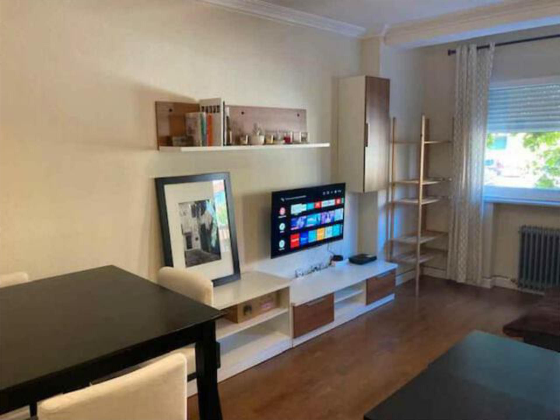 Living room of Study to rent in Salamanca Capital  with Heating, Storage room and Furnished