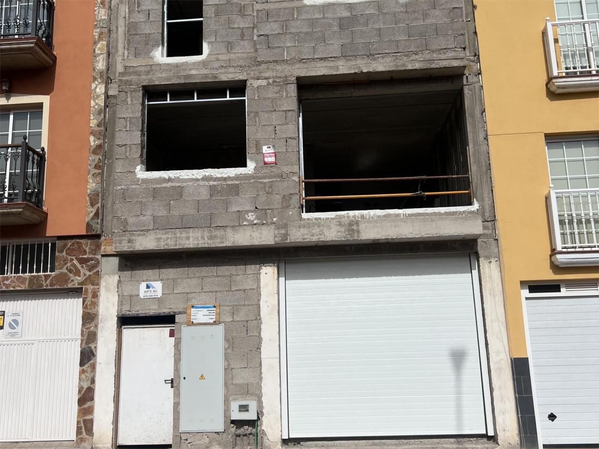 Vista exterior de Pis de lloguer en  Santa Cruz de Tenerife Capital amb Terrassa i Traster