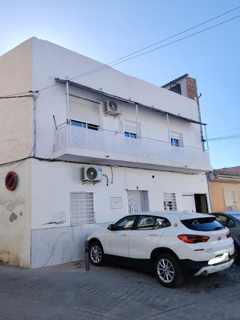 Vista exterior de Casa adosada en venta en Láchar con Aire acondicionado, Terraza y Balcón