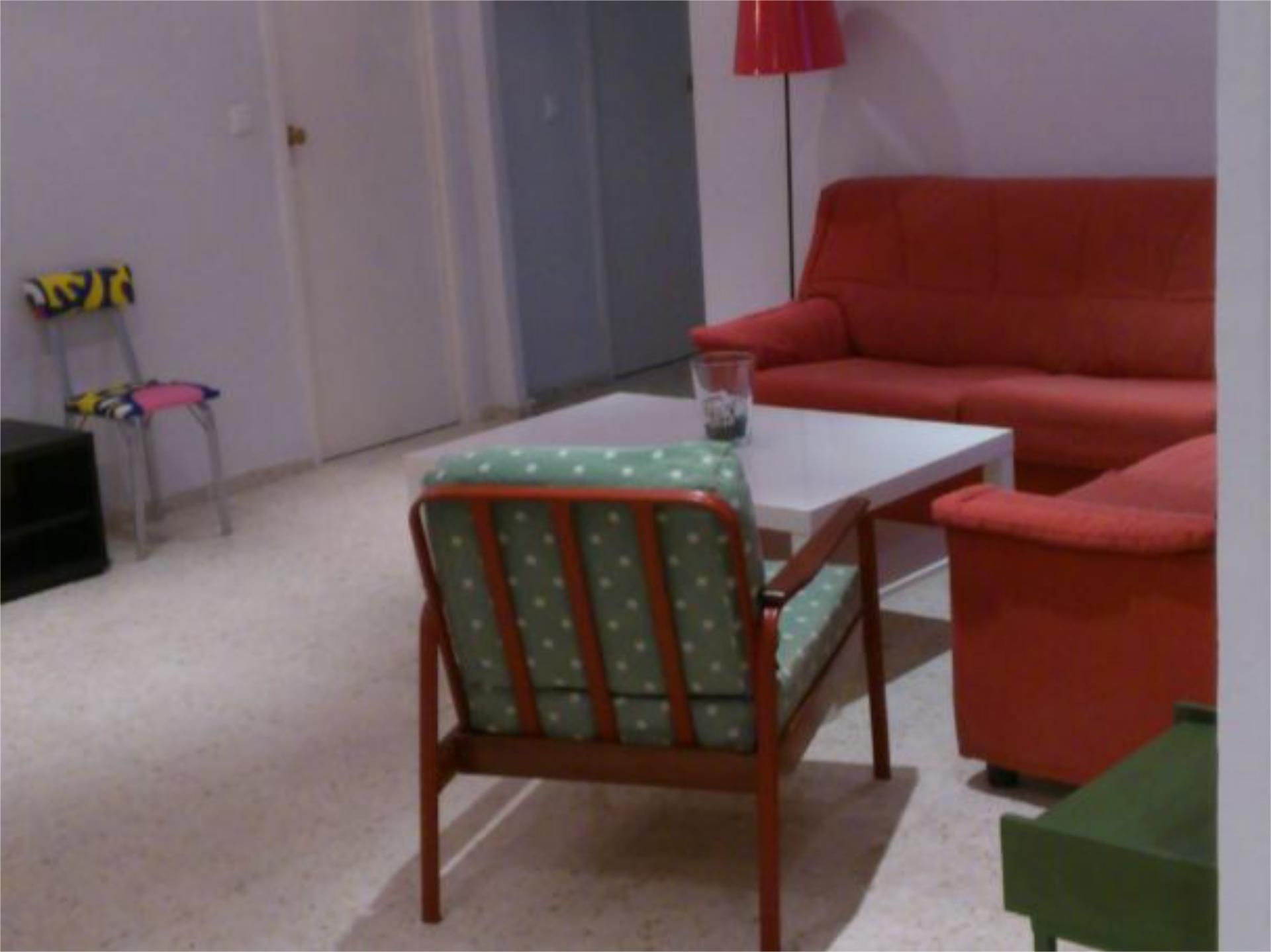 Living room of Flat to share in  Sevilla Capital  with Air Conditioner, Heating and Terrace