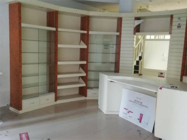 Local comercial en Alquiler en Ugarteburu Jose Maria Kalea, 1 en Zurbaran