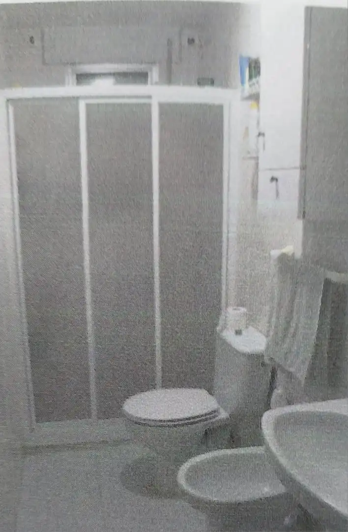 Houses for sale in Calle Ds Almodovar, 6, Ctra. Circunvalación - La Magdalena Bathroom of Houses for sale in Jaén with Private garden, Terrace and Storage room