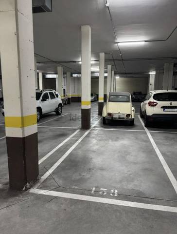 Garaje en Alquiler en Avenida de los Actores, 18 en Primera Fase - Nuevo Tres Cantos