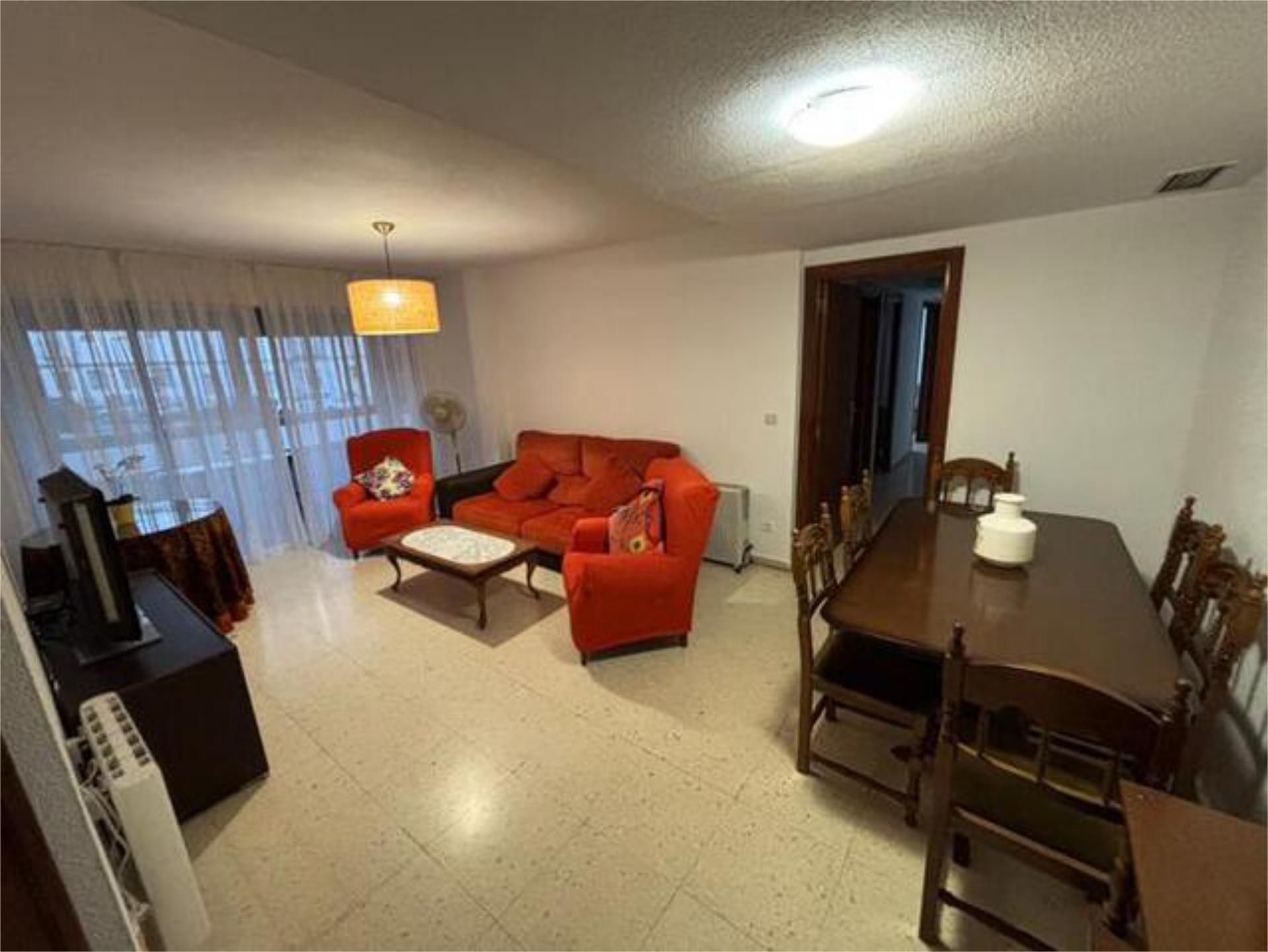 Sala d'estar de Pis de lloguer en Cáceres Capital amb Terrassa