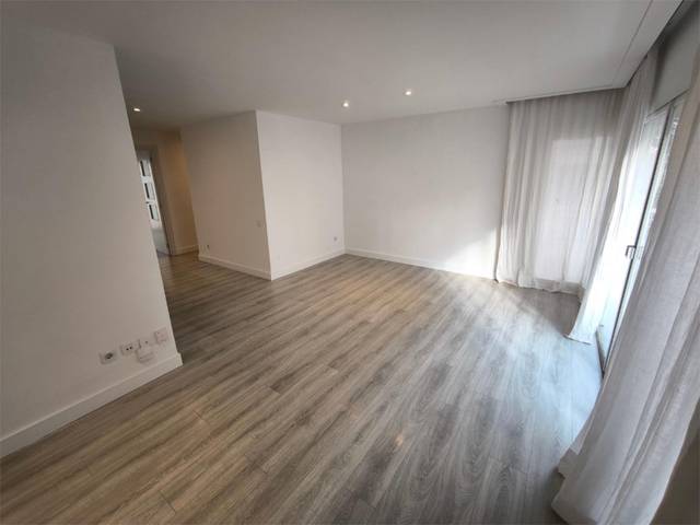 Piso en Alquiler en Carrer d'Andrea Doria, 12 en Son Armadans