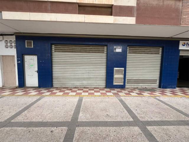 Local comercial en Alquiler en Avinguda de la Valldigna, 7 en Tavernes de la Valldigna