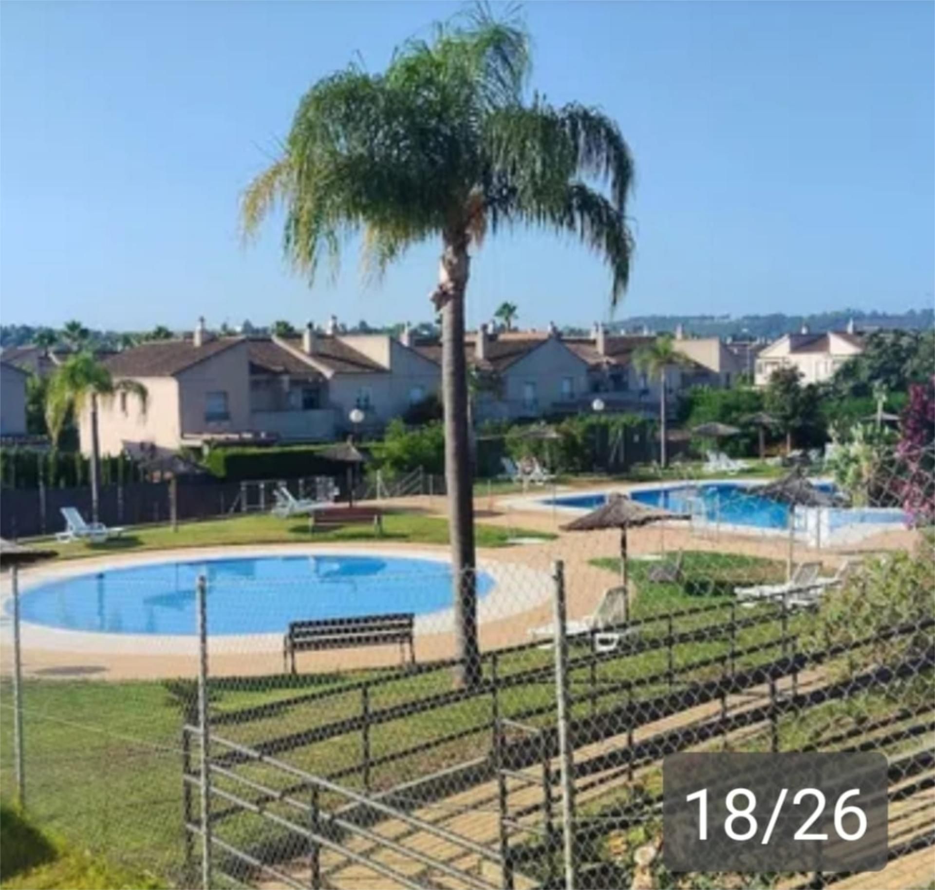 Single-family semi-detached for sale in Calle Alemania, 39, Puertas del sur - Guadabajaque