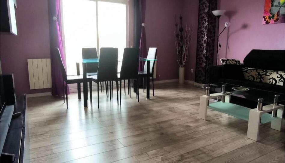 Piso en venta en Calle Negras, 2, Santovenia de Pisuerga, Valladolid - imagen 1 Foto 1 de Piso en venta en Calle Negras, 2, Santovenia de Pisuerga, Valladolid