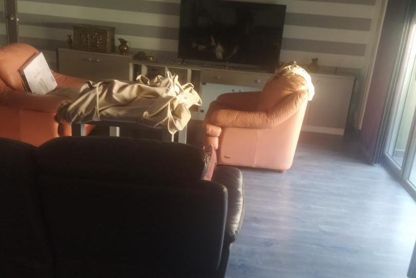 Photo 1 of Flat to rent in Avenida José de Mora, 16, Baza, Granada