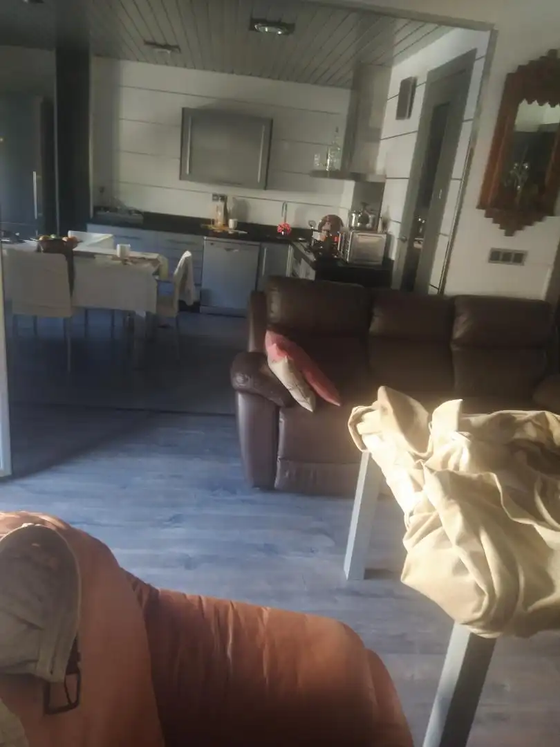 Sala de estar de Piso de alquiler en Baza con Aire acondicionado, Calefacción y Parquet