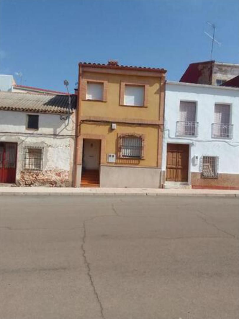 Casa o xalet en venda a Villanueva de la Fuente Vista exterior de Casa o xalet en venda en Villanueva de la Fuente amb Terrassa