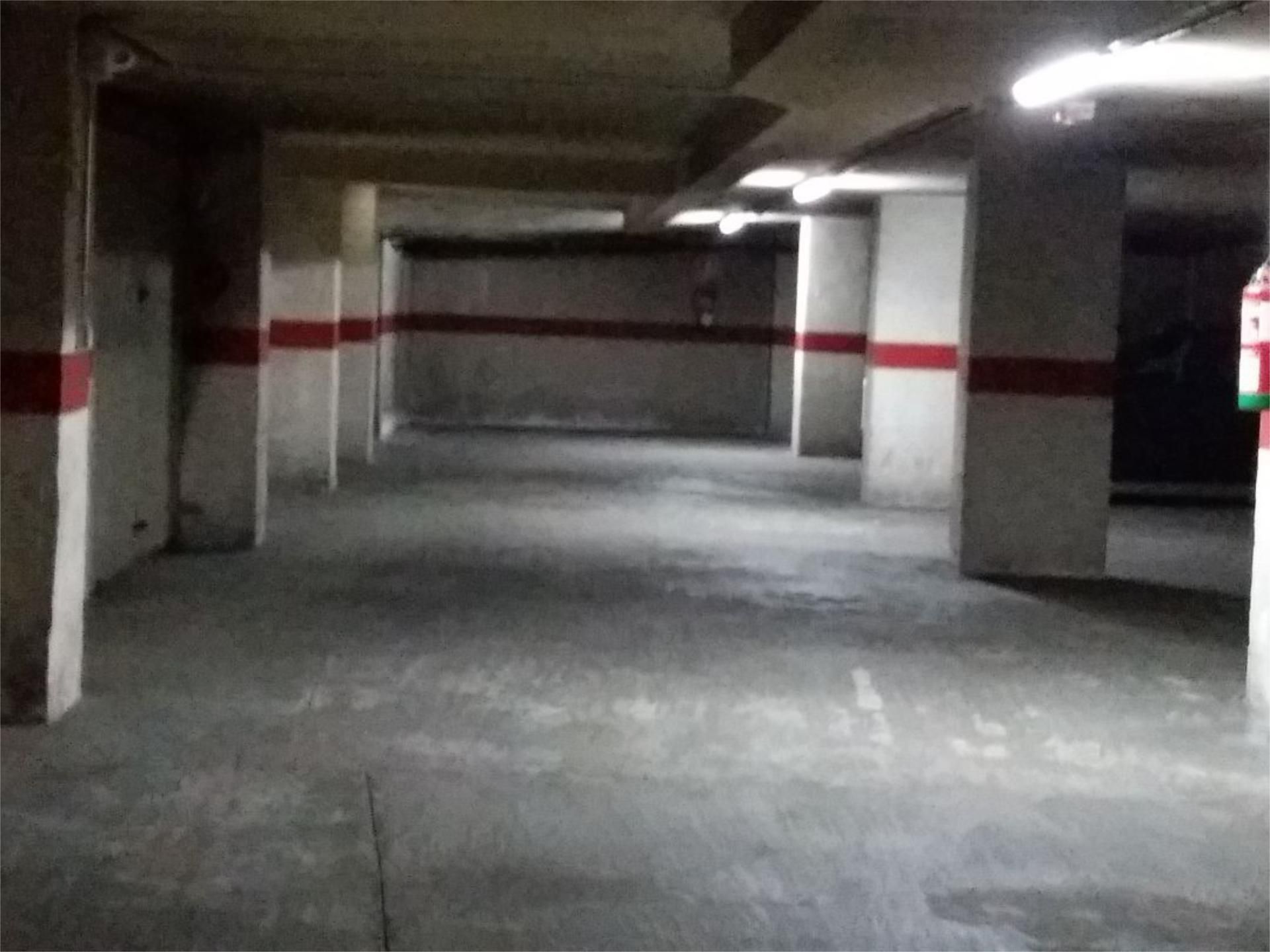 Garage to rent in Zamora Capital 