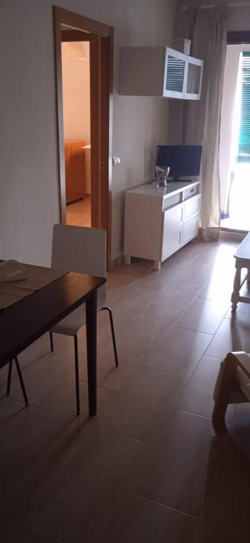 Dining room of Flat to rent in Carmona  with Air Conditioner, Heating and Furnished
