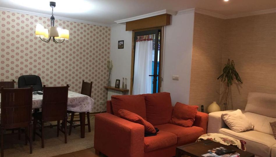 Foto 1 de Casa adosada de lloguer a Rúa Rosalía de Castro, 69, San Pedro da Ramallosa, Pontevedra