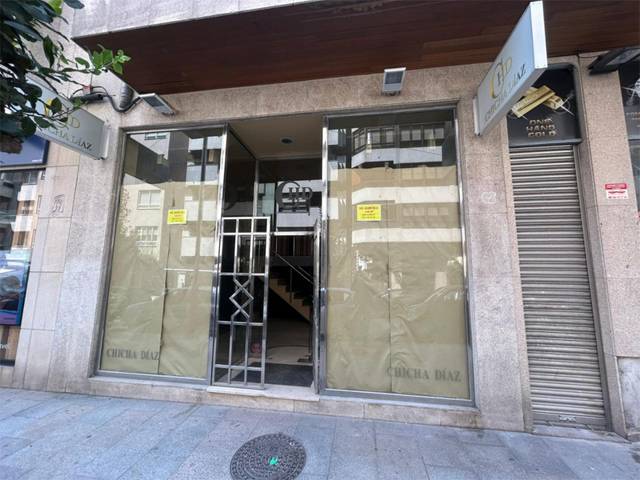 Local comercial en Alquiler en Rúa de Nicaragua, 30 en Plaza España - Corte Inglés