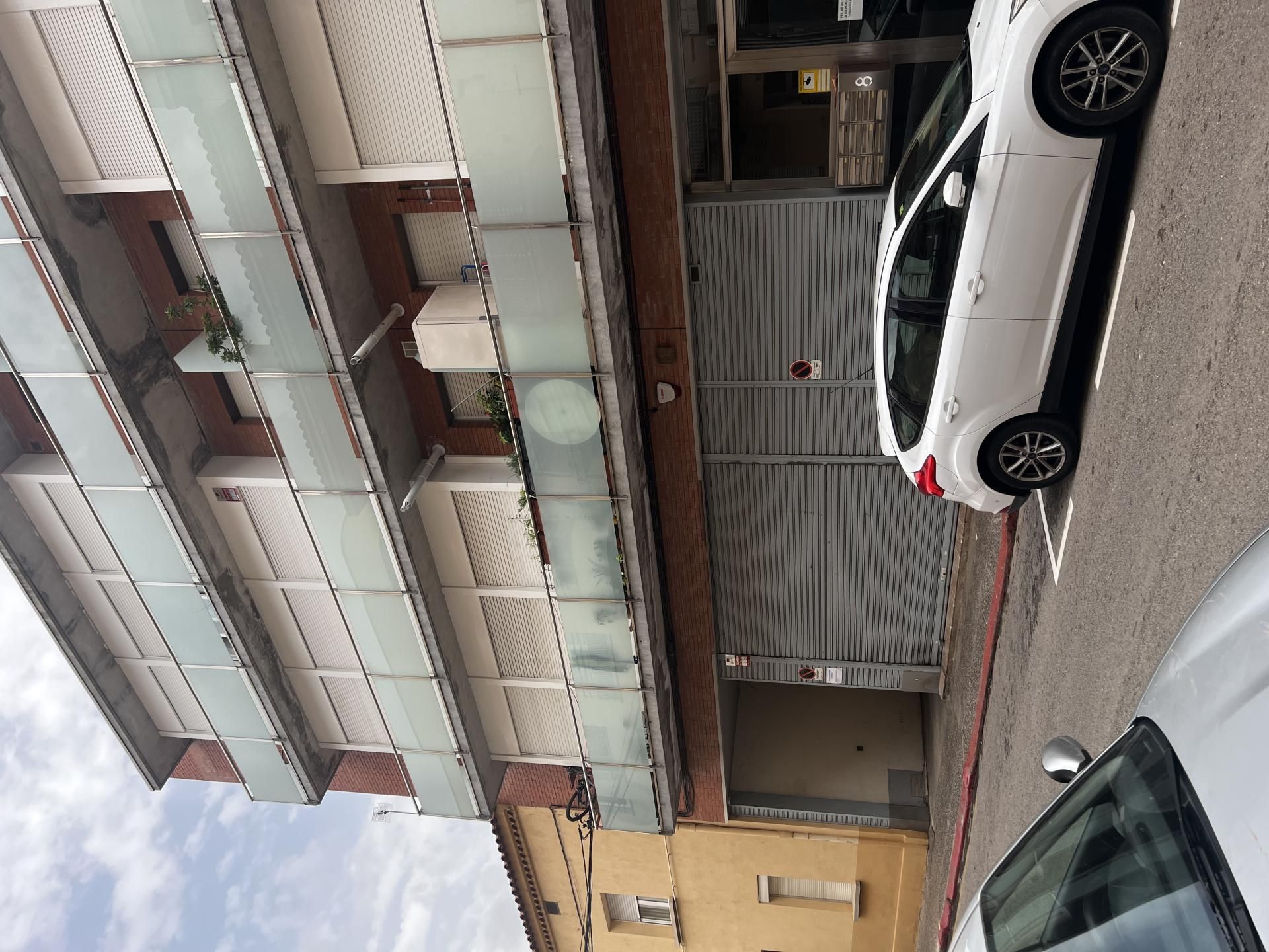 Parking of Garage to rent in Girona Capital