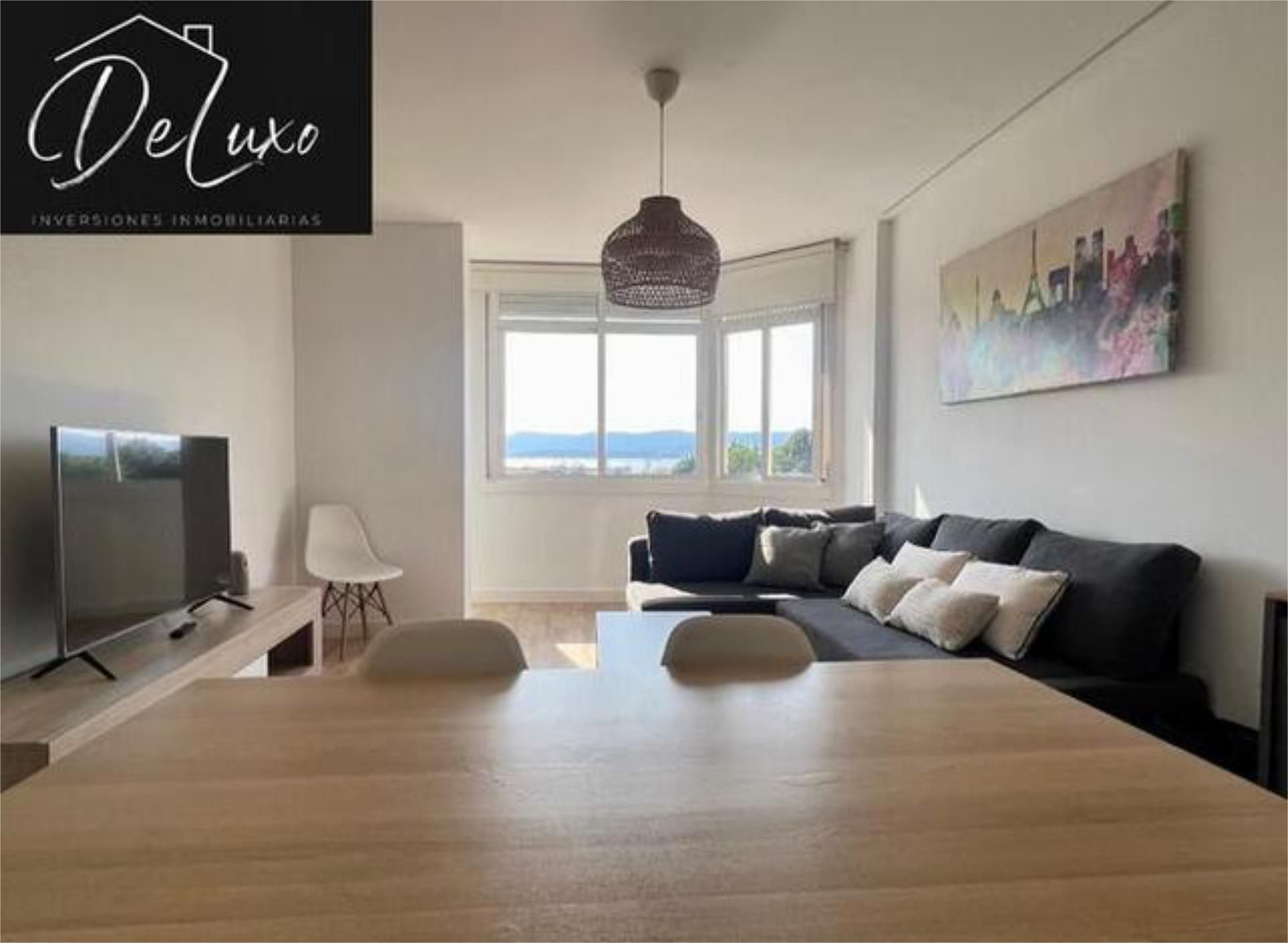 Living room of Flat for sale in Vilagarcía de Arousa  with Furnished