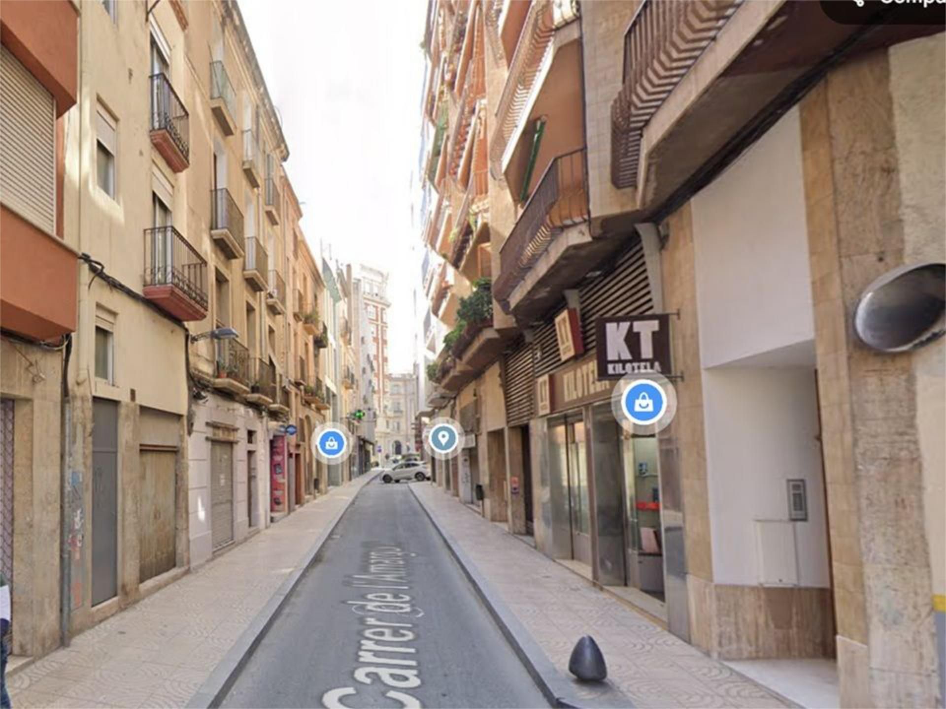 Vista exterior de Pis en venda en Reus amb Balcó