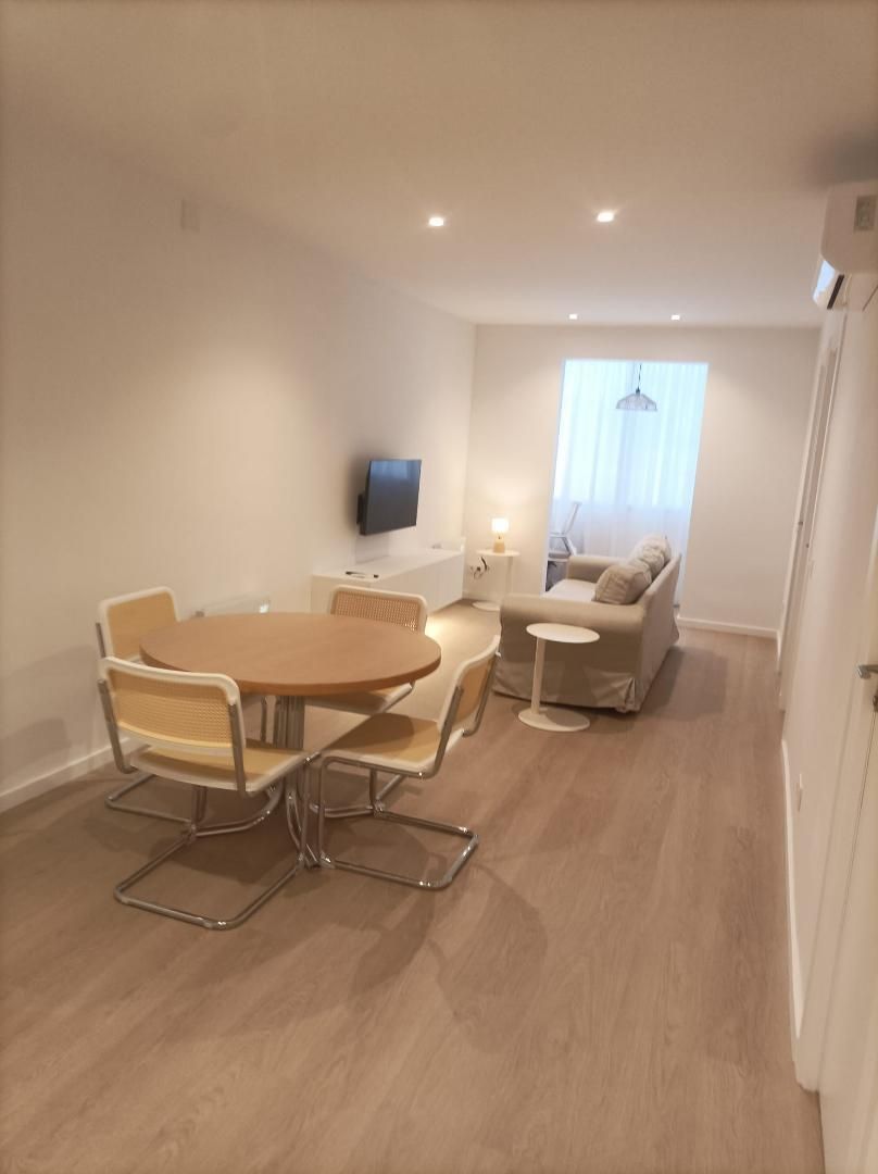 Living room of Flat to rent in  Barcelona Capital  with Air Conditioner, Heating and Parquet flooring