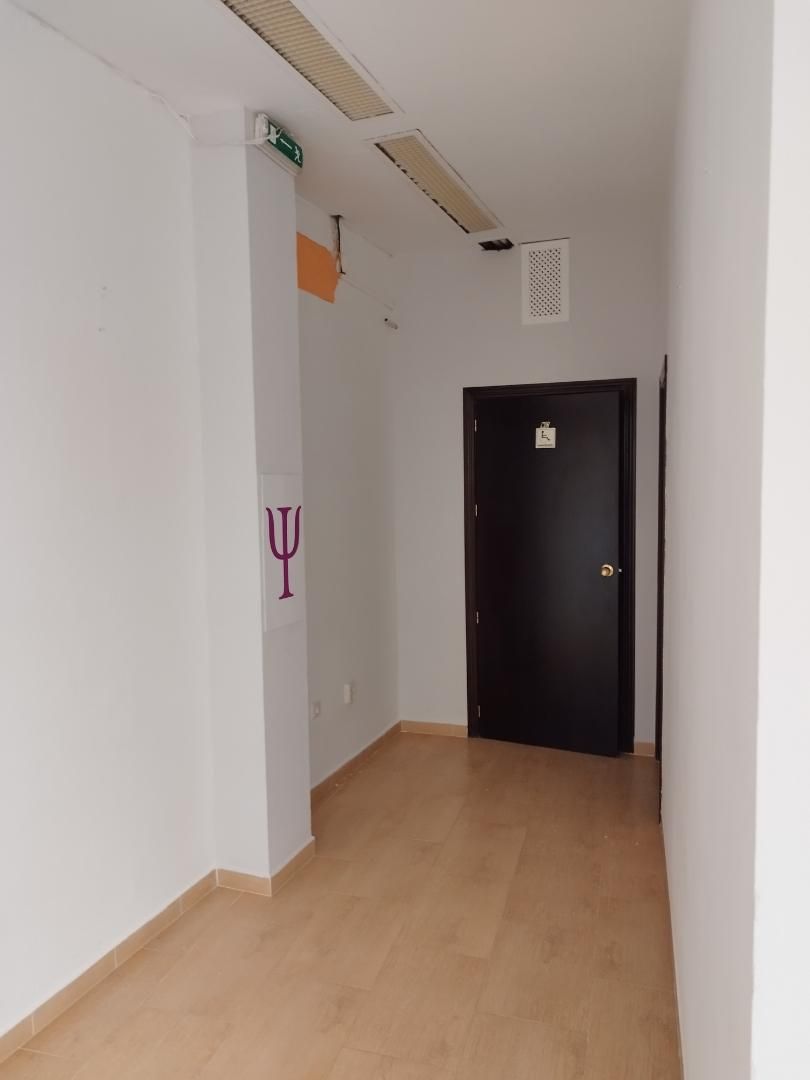 Geschaftsraum miete in Cabra