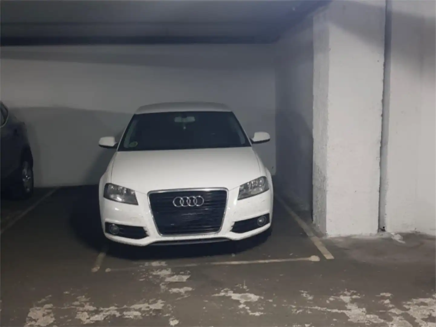 Parking de Piso en venta en Gijón  con Calefacción, Parquet y Terraza