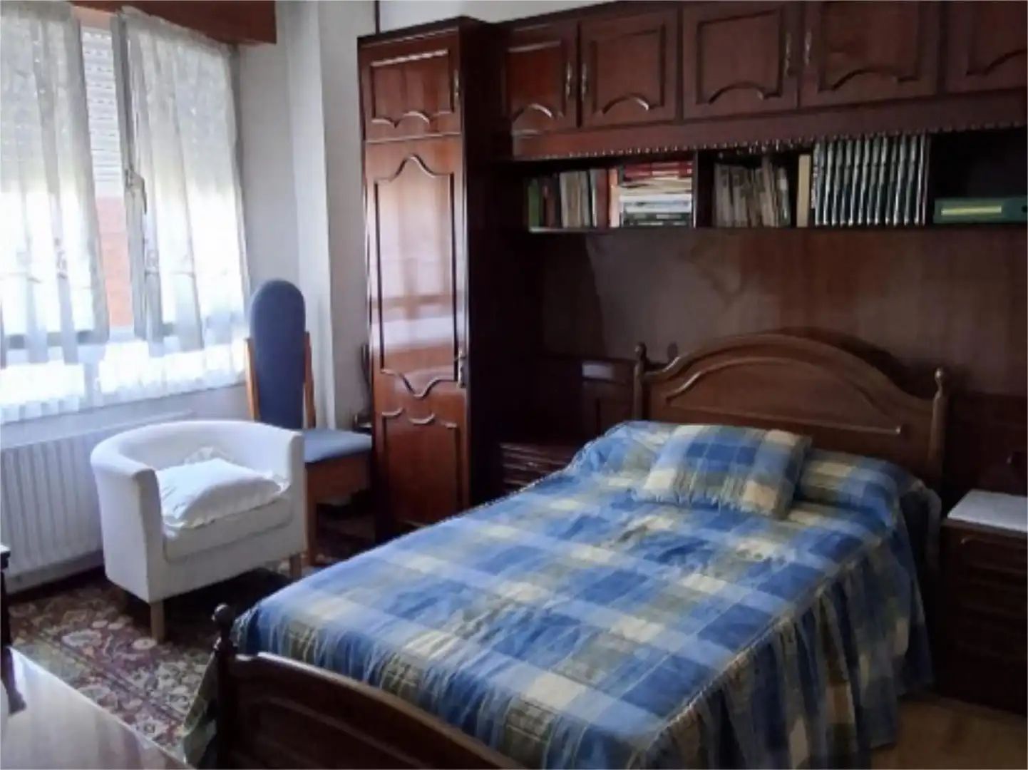 Habitación de Piso en venta en Gijón  con Calefacción, Parquet y Terraza