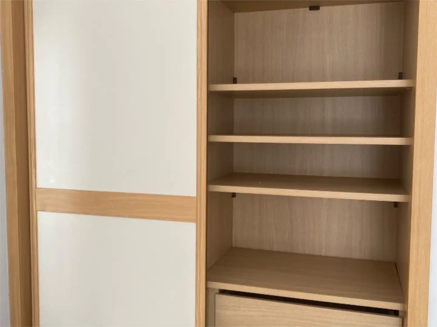 Bedroom of Detached homes for share in La Muela  with Parquet flooring, Terrace and Furnished