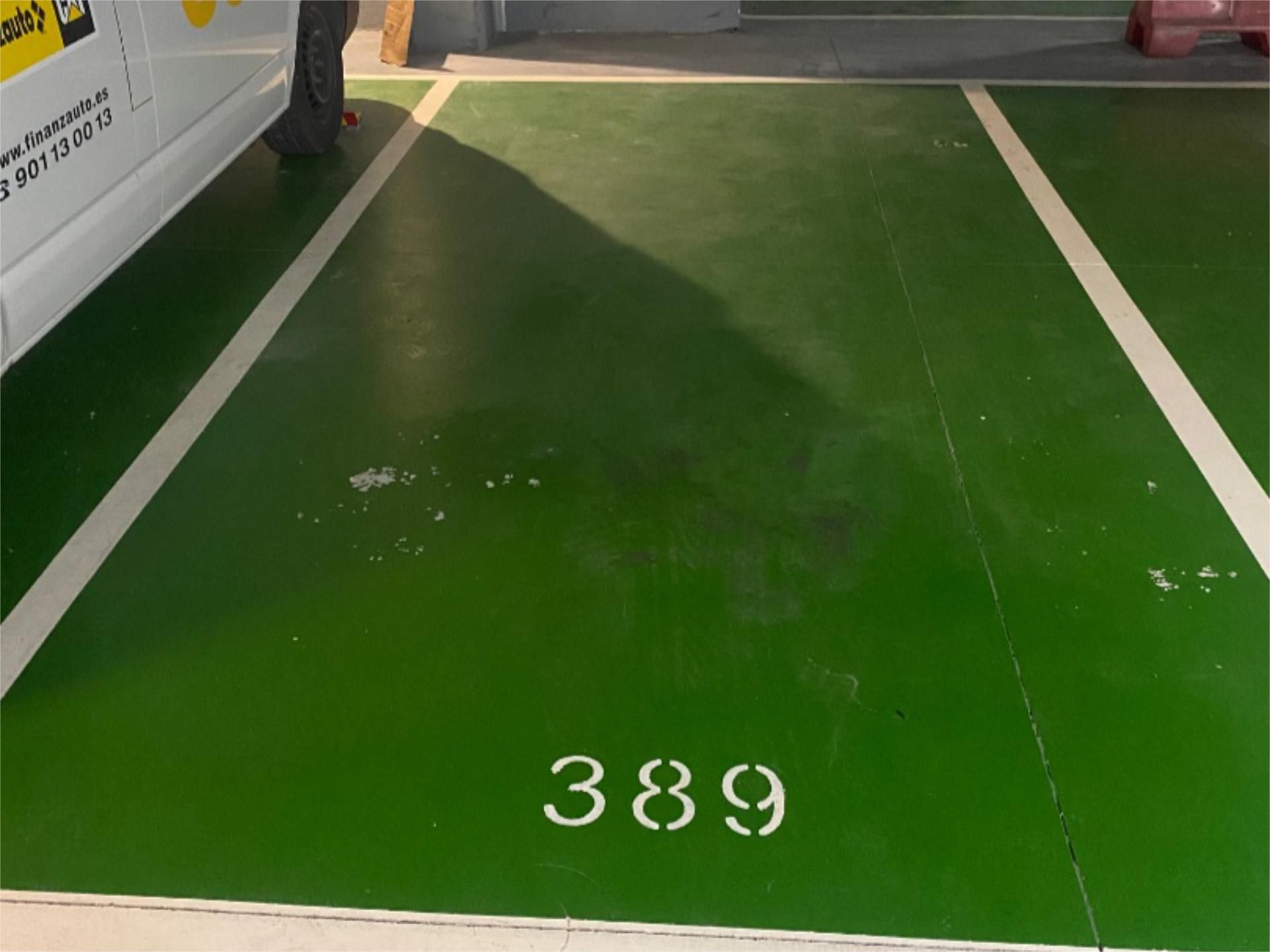Parking of Garage to rent in Oviedo 
