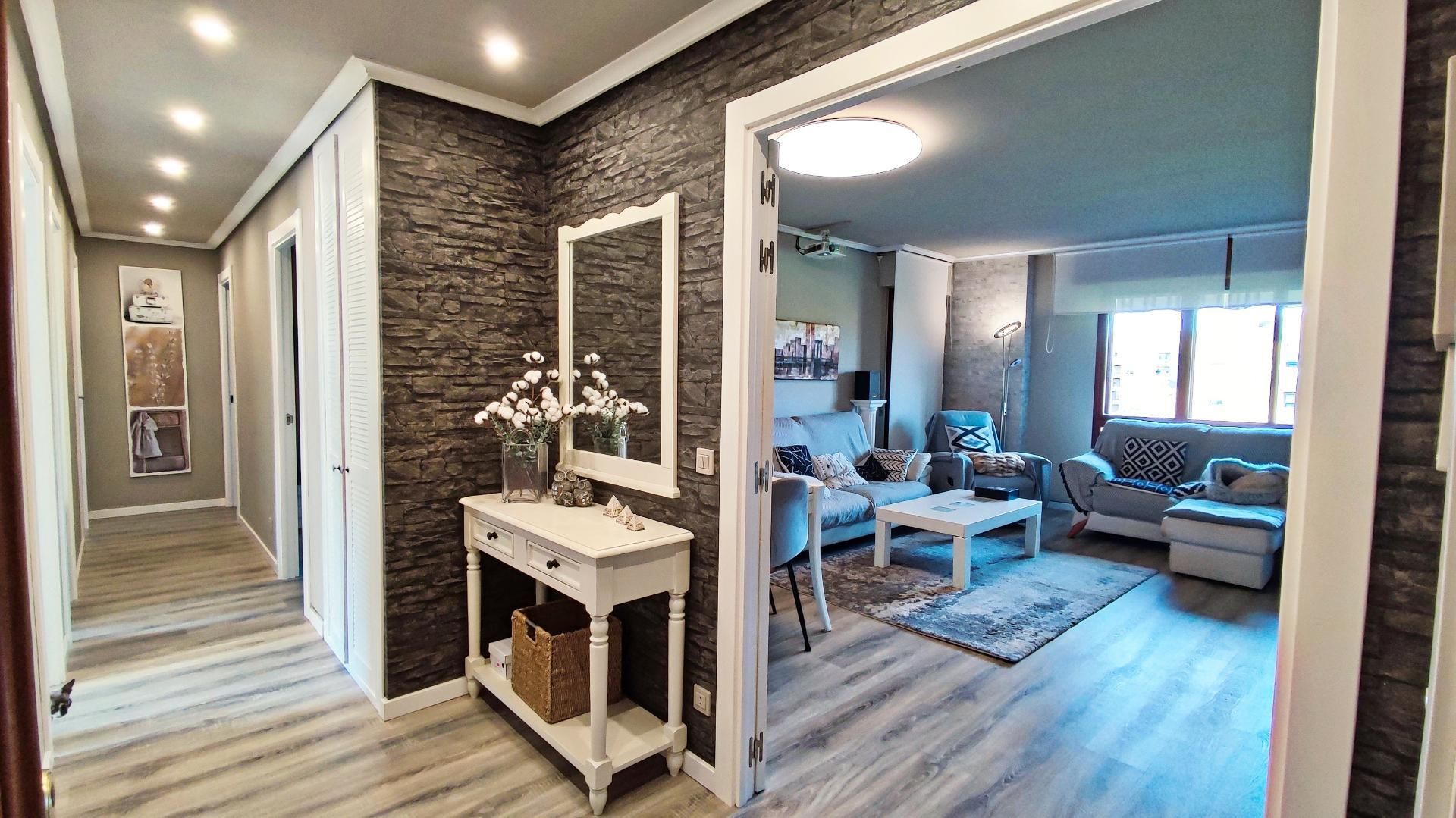 Flat for sale in  Logroño  with Terrace