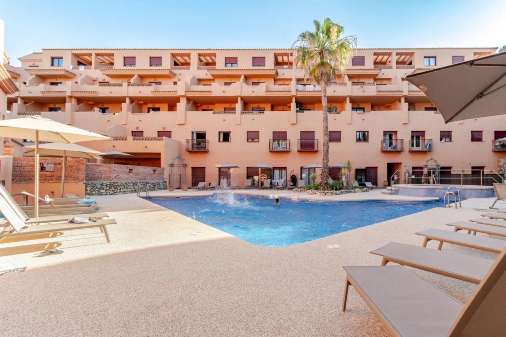 Flat to rent in Calle la Pacheca Alta, 22, Benahavís pueblo