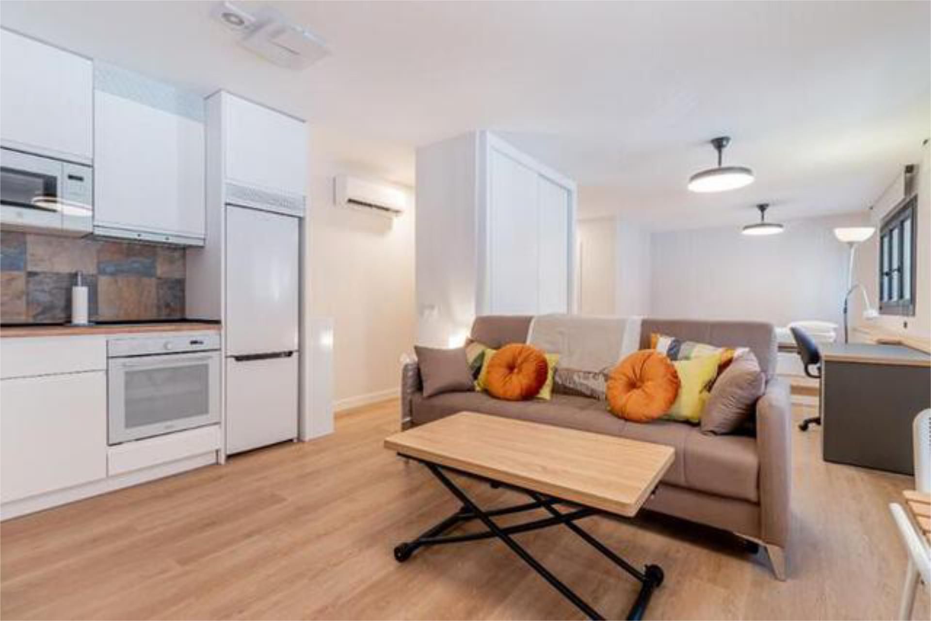 Sala d'estar de Apartament de lloguer en  Madrid Capital