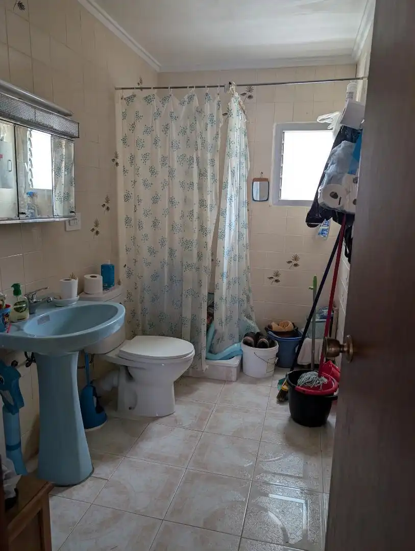 Houses for sale in Particular Placita Caball, 68, Albalat dels Tarongers Bathroom of Houses for sale in Albalat dels Tarongers with Air Conditioner, Terrace and Swimming Pool