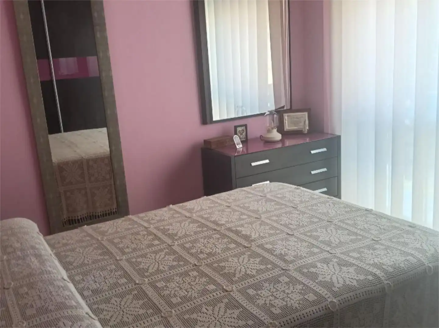 Flat for sale in Calle Gómez Ocaña, 4, Camino de Antequera Bedroom of Flat for sale in Málaga with Air Conditioner, Heating and Storage room