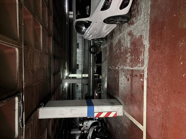 Garaje en Venta en Avinguda de Madrid, 48 en Sants-Badal