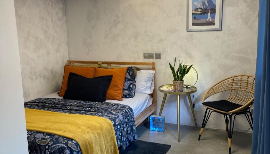 Photo 1 of Flat to share in Calle de Mazarredo, 10, Imperial, Madrid