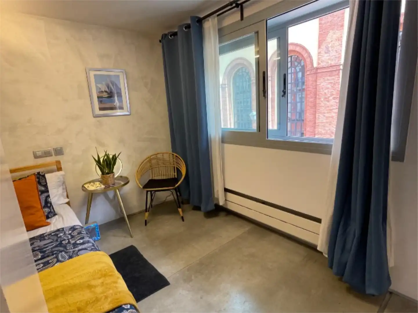 Bedroom of Flat for share in Madrid  with Air Conditioner, Heating and Terrace