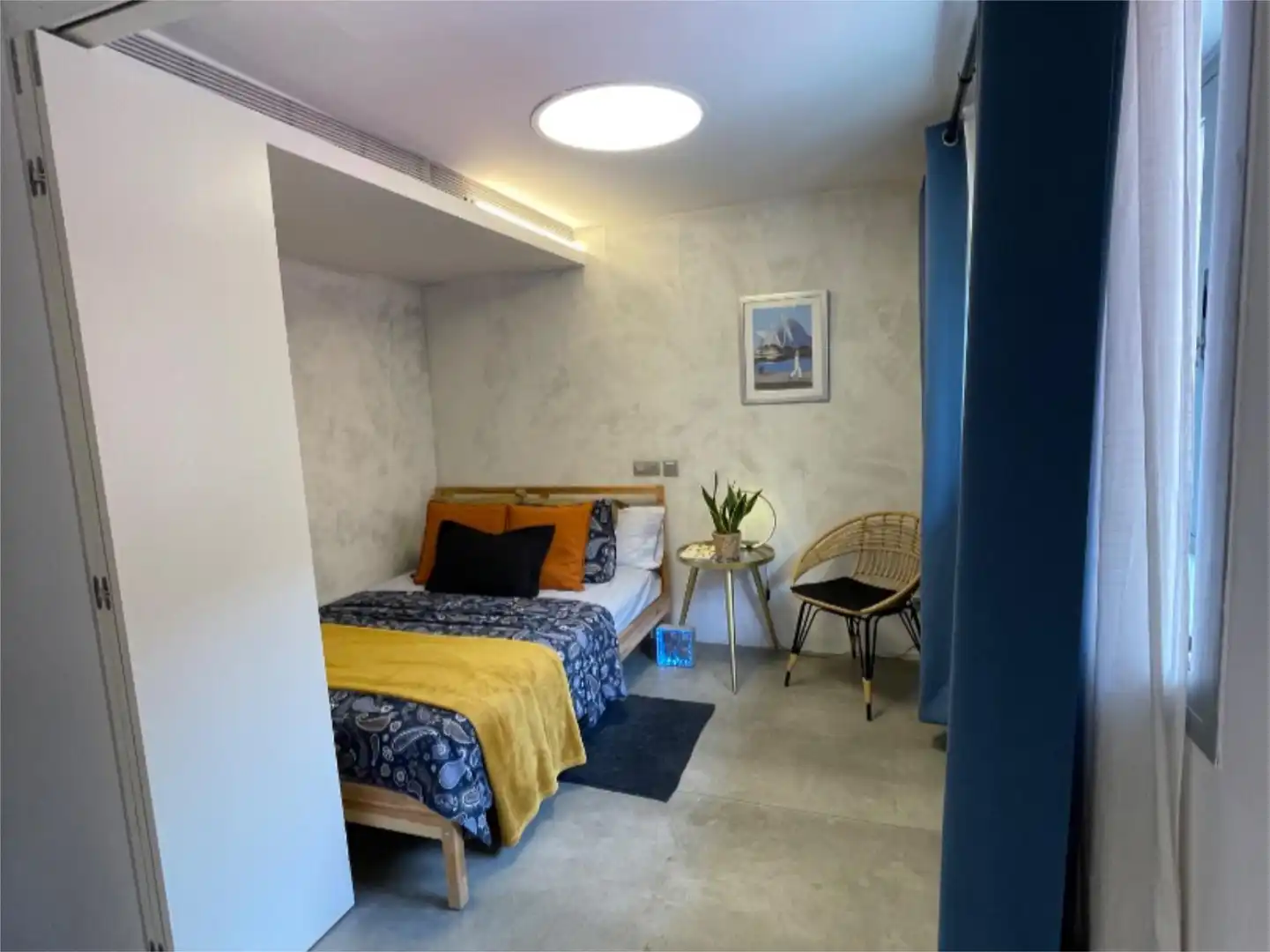Bedroom of Flat for share in Madrid  with Air Conditioner, Heating and Terrace