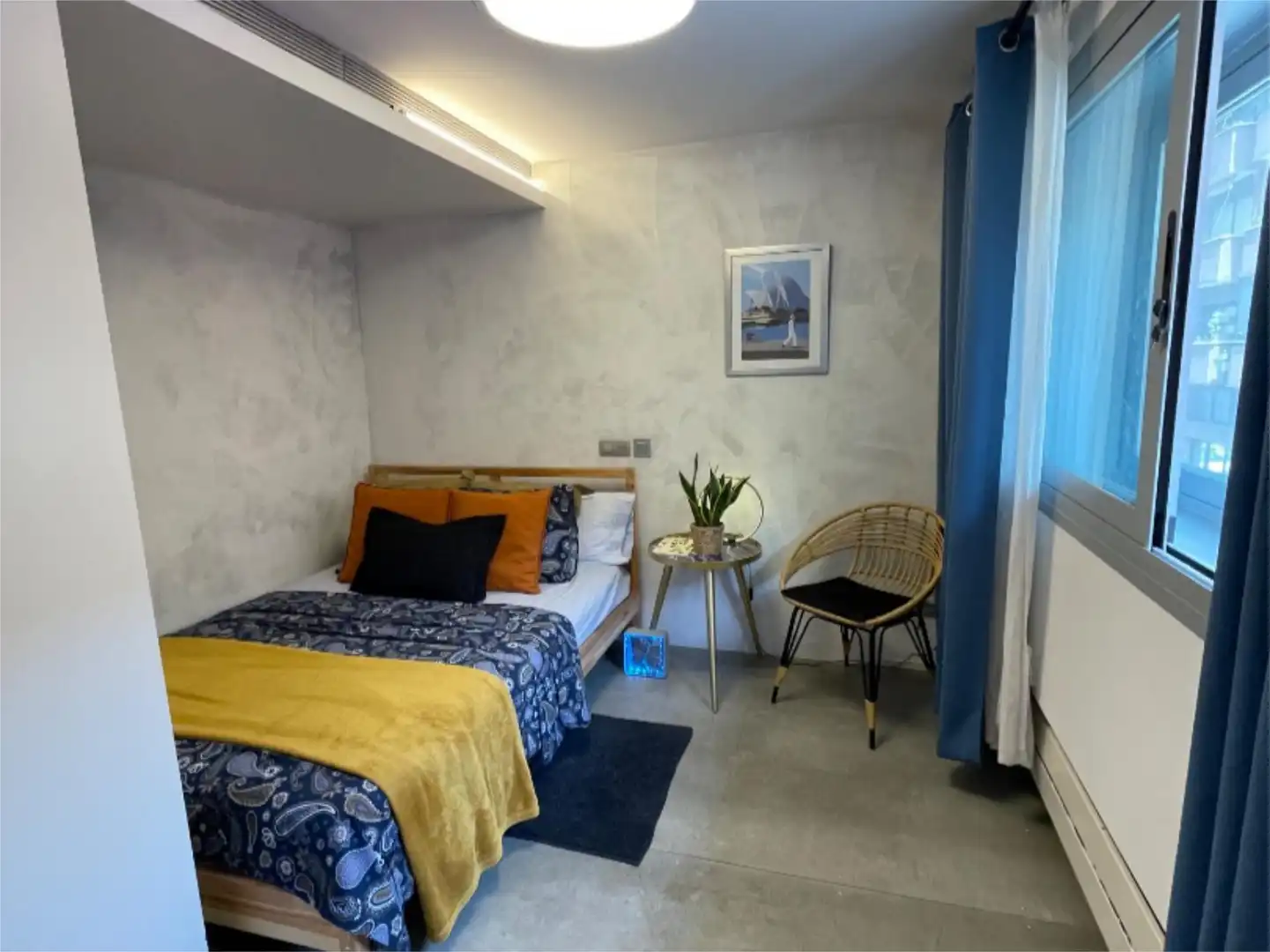Bedroom of Flat for share in Madrid  with Air Conditioner, Heating and Terrace