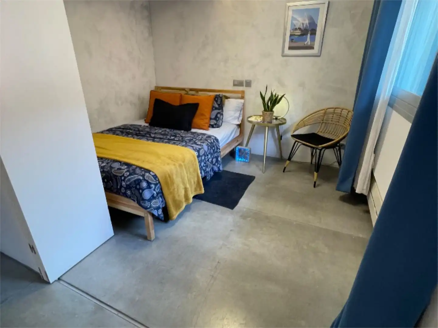 Bedroom of Flat for share in Madrid  with Air Conditioner, Heating and Terrace