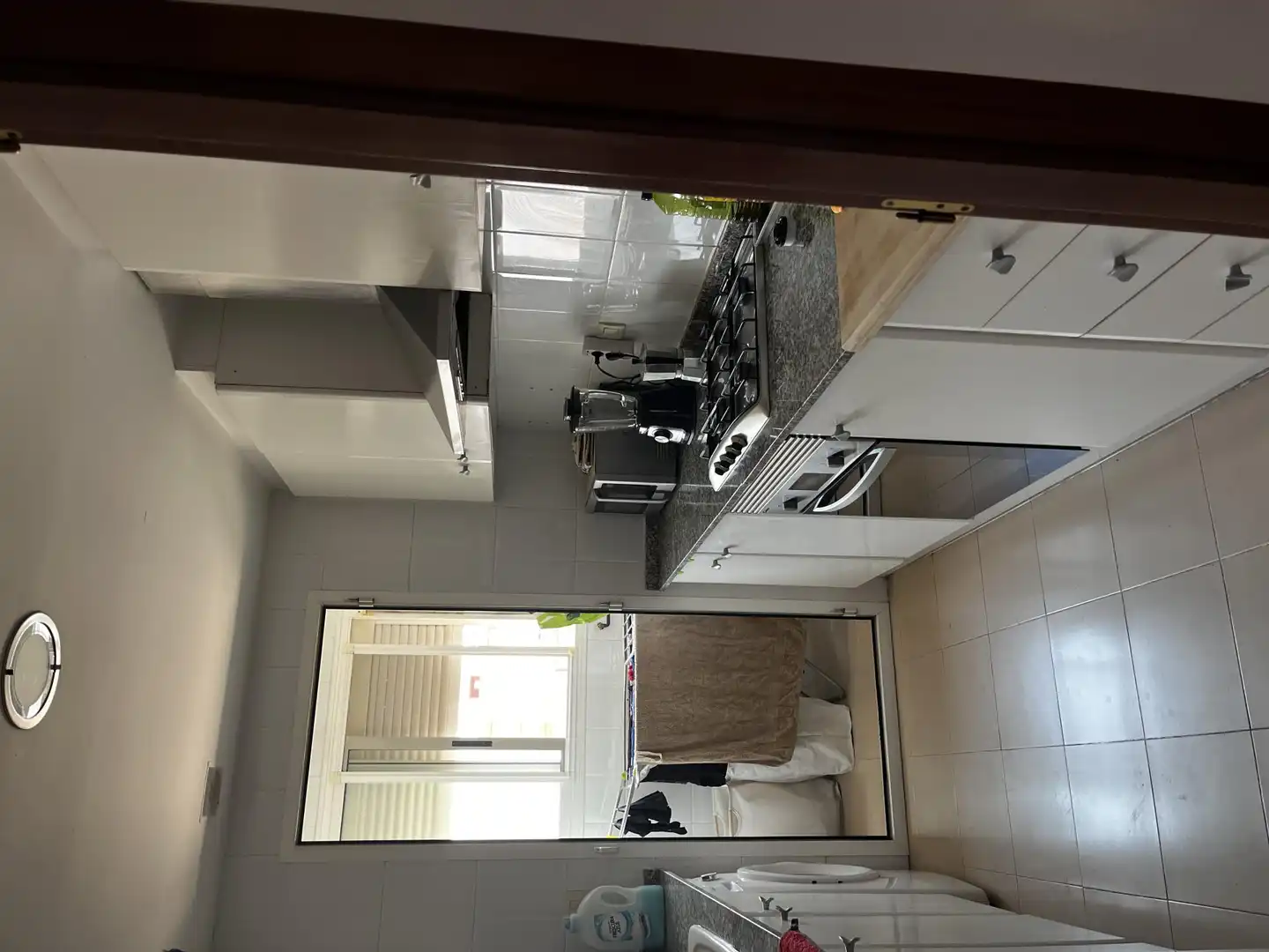 Kitchen of Flat for share in Valencia  with Air Conditioner, Parquet flooring and Furnished