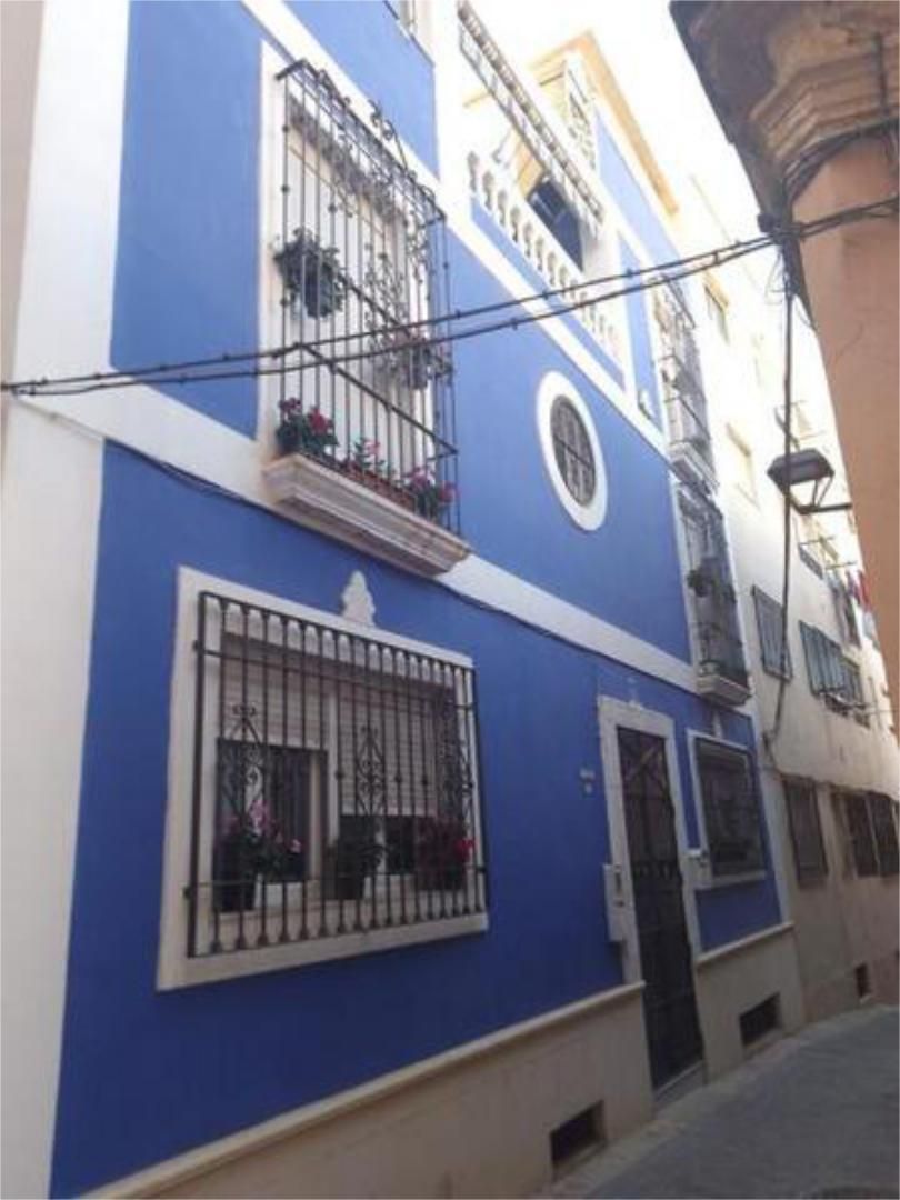 Vista exterior de Casa o xalet en venda en  Almería Capital amb Terrassa i Moblat
