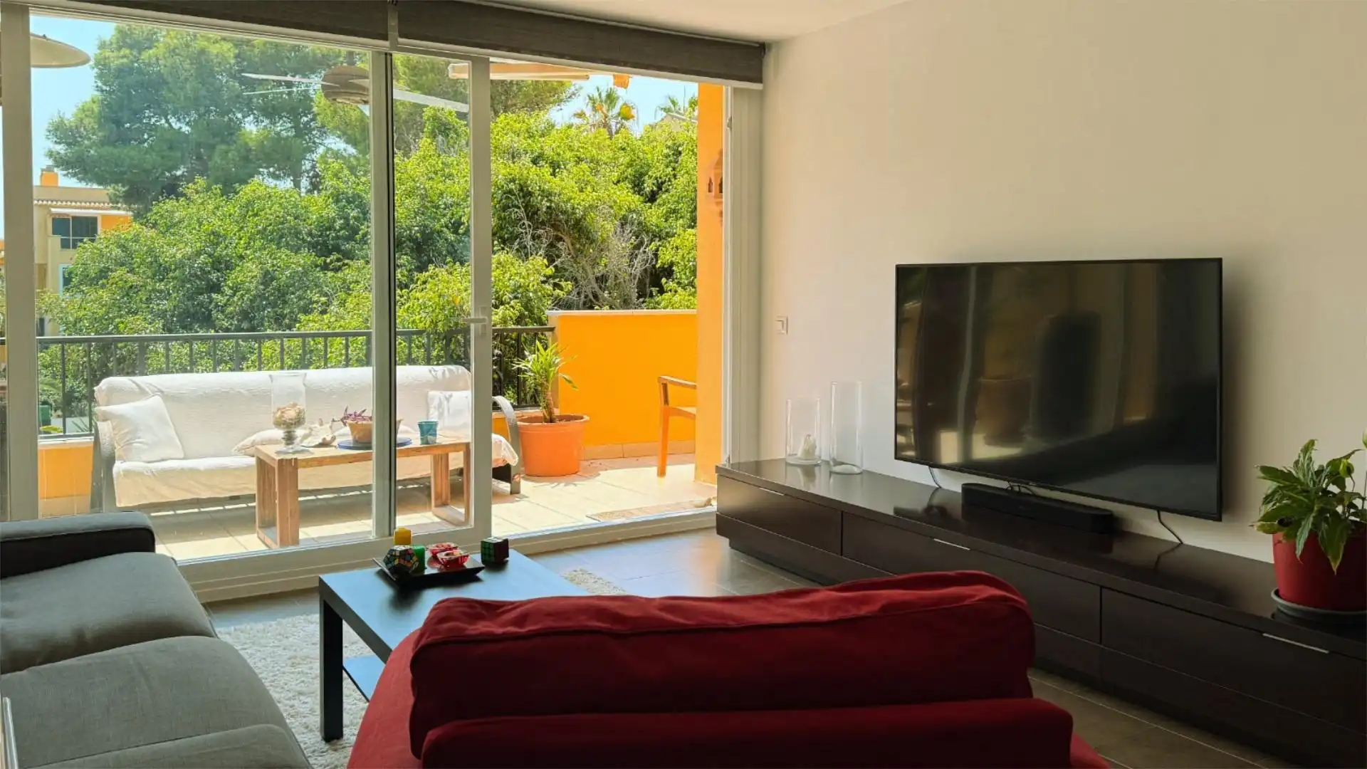 Attic for sale in Carrer d'Alacant, 36, Calvià pueblo Living room of Attic for sale in Calvià with Air Conditioner, Heating and Private garden