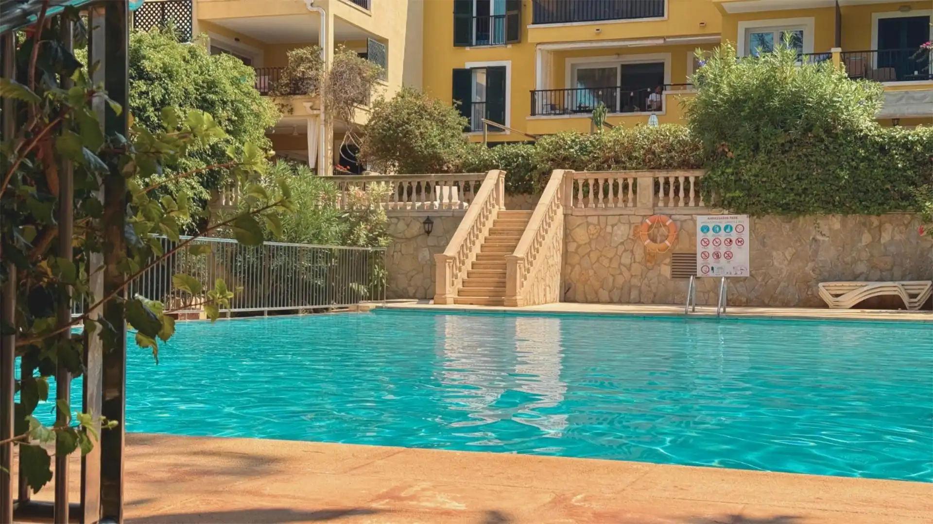 Attic for sale in Carrer d'Alacant, 36, Calvià pueblo Swimming pool of Attic for sale in Calvià with Air Conditioner, Heating and Private garden
