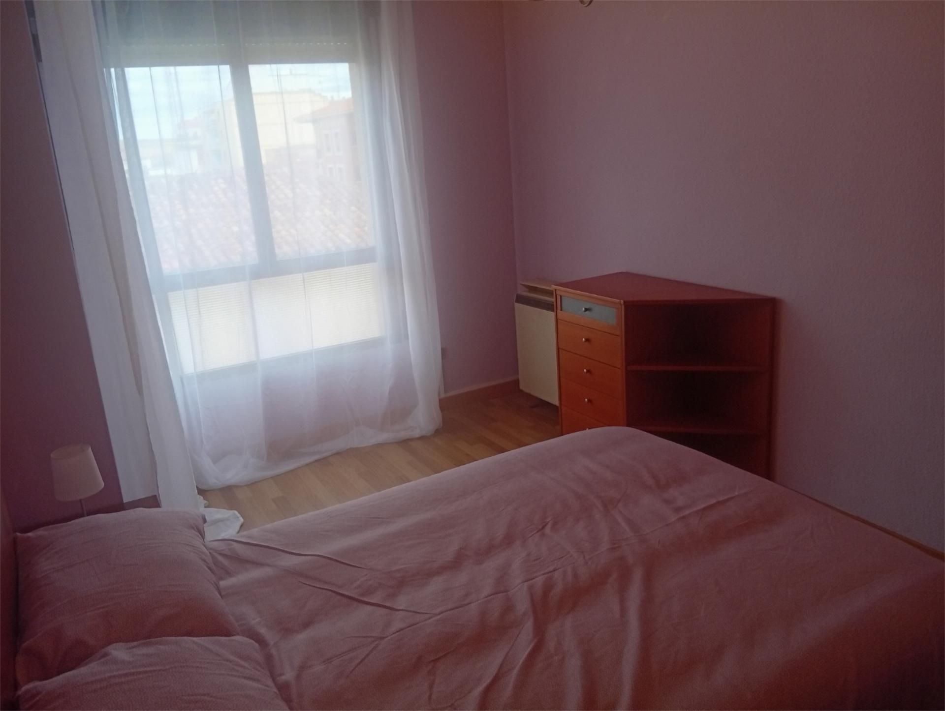 Bedroom of Apartment to rent in Miranda de Ebro  with Heating, Parquet flooring and Furnished