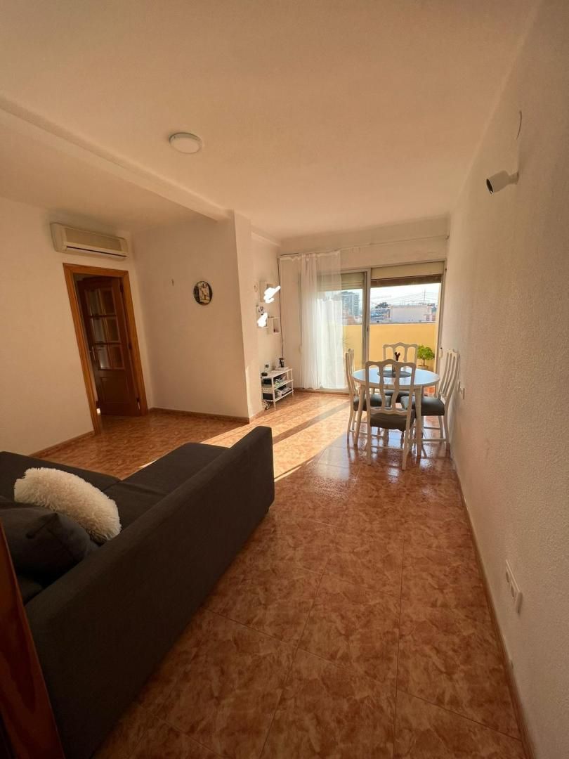 Sala de estar de Piso de alquiler en  Valencia Capital con Aire acondicionado y Terraza