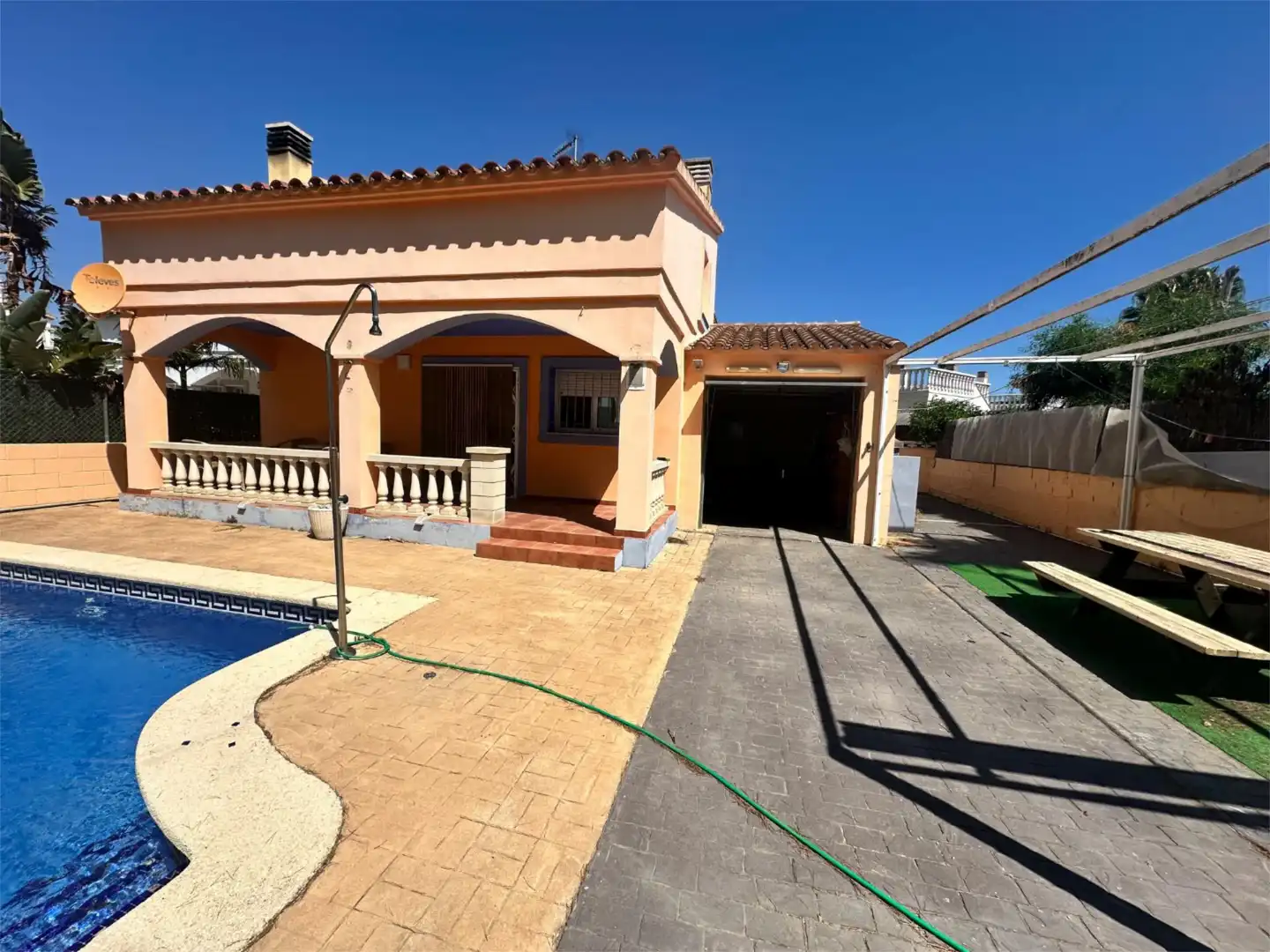Flat for sale in Calle Aguila Pescatera, 31, Deltebre Exterior view of Flat for sale in Deltebre with Air Conditioner, Heating and Private garden